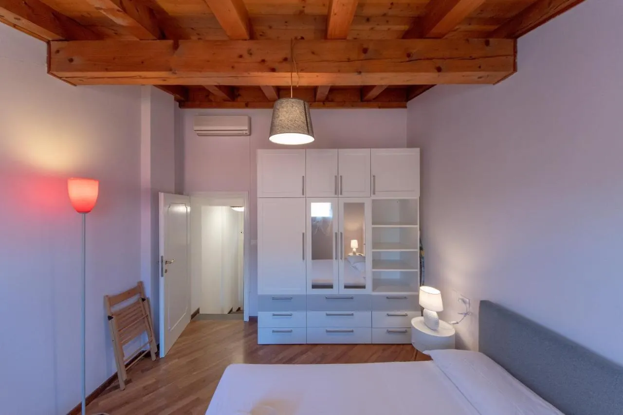 Housmart Tovaglie 9 Int. 6 Apartment Bologna 0*,
